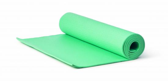 Hochwertige Yogamatte in Grn fr ein komfortables und rutschfestes Yogaerlebnis